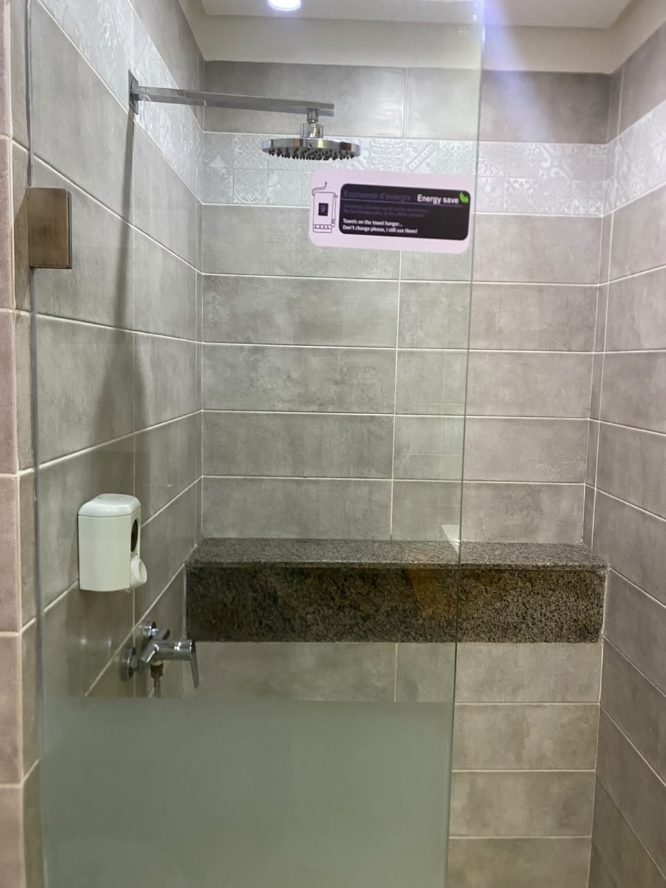 Salle de bain - Détente Hôtel